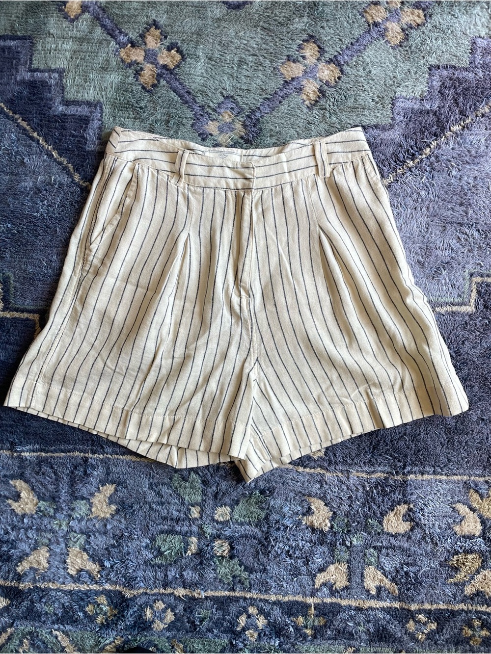 FatFace British Designed Ivory Pinstriped Linen Blend Tailored Shorts 6